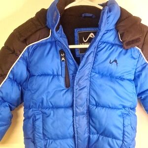 Vertical 9 Black/Blue PufferJacket Size 5/6. Childs
